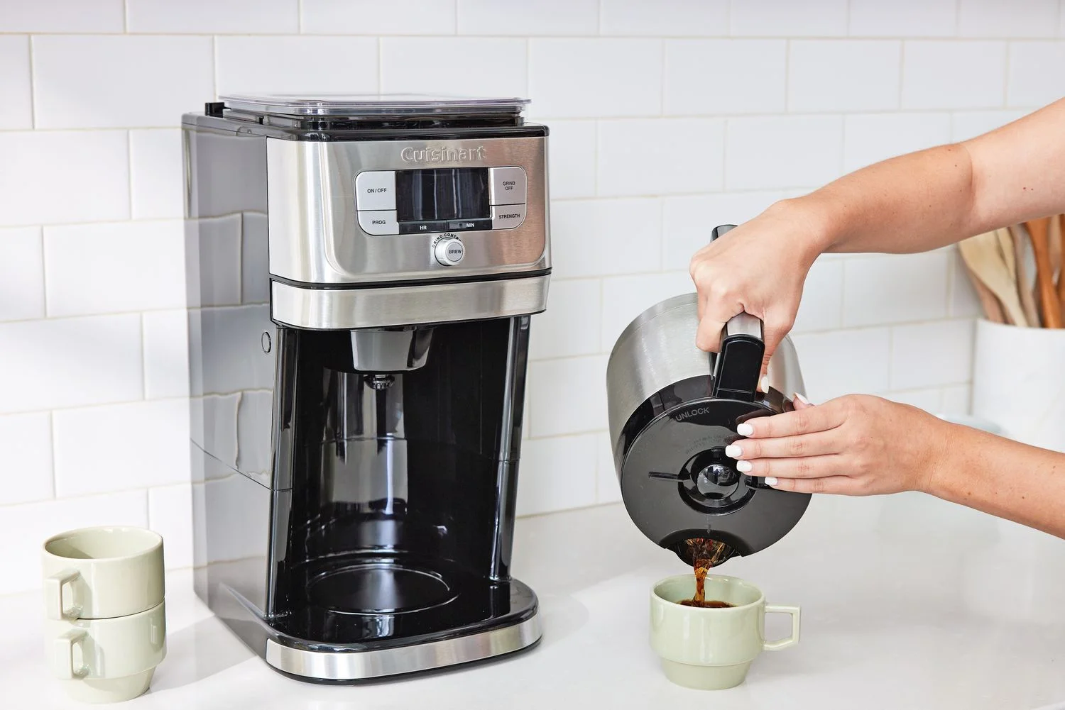 The Perfect Coffee Maker as Housewarming Gift: A Guide